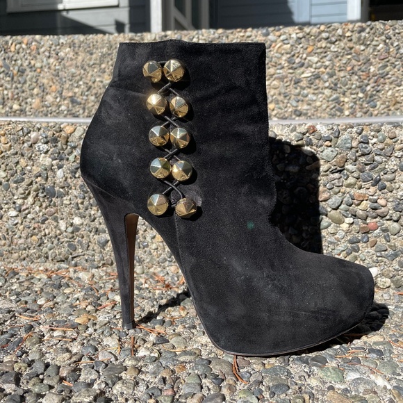 “Jardine” by Vince Camuto,    Double Buttons, Black, Size 8B/38 - Picture 1 of 6